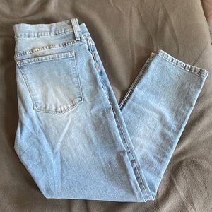 Mott & Bow ankle jeans. Size 30. EUC.